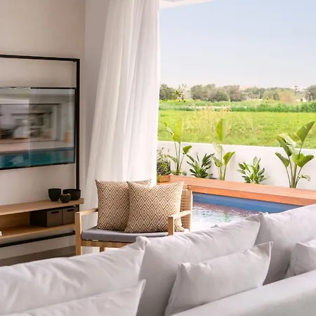 Amazing Lubbock 3 Bedrooms Private Outdoor Pool And Hot Tub Furnished Sun Terrace Shaded Furnished Terrace Bbq, Villa Protaras